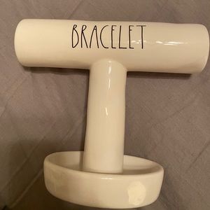 rae dunn bracelet stand
